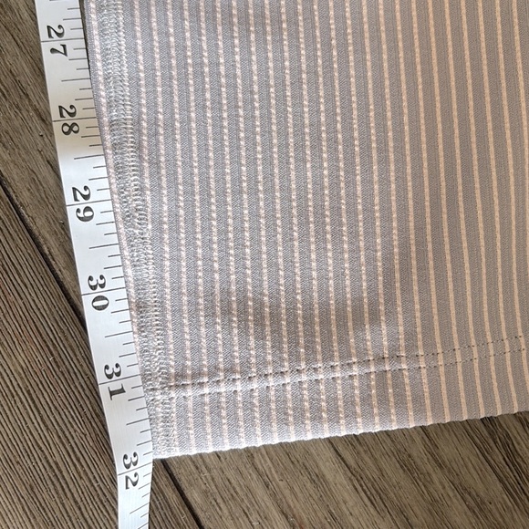 NWT [On Running] All-Day Ribbed Flare Legging Pants, Orchid Lilac, Women's Sz S - Picture 11 of 14